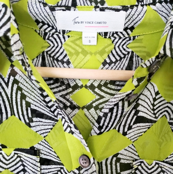 Two by Vince Camuto Zebra Print Shirt - Picture 2 of 8